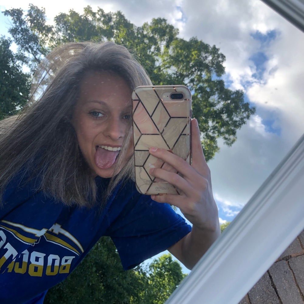 Meet your Posher, Kylee
